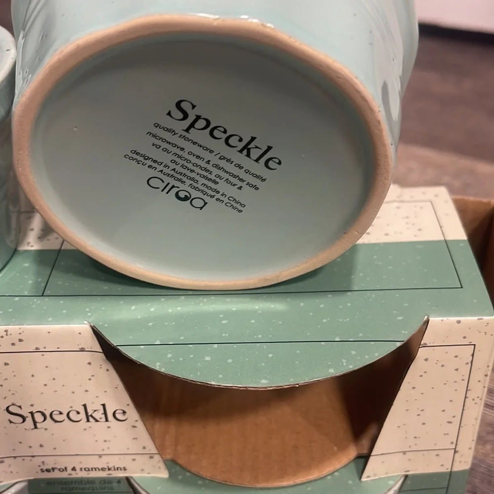 4 Speckle unique design light blue bowls